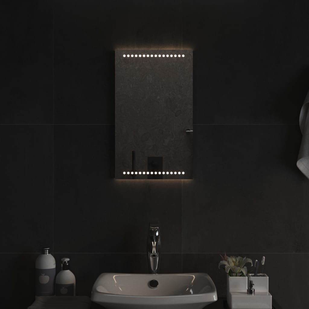 Kylpyhuoneen LED-peili 30x50 cm - Sisustajankoti.fi