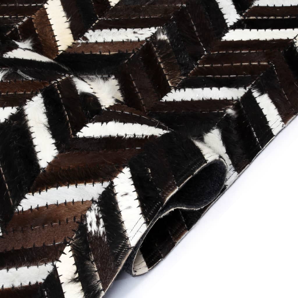 Matto aitoa nahkaa tilkkutyö 80x150 cm chevron musta/valkoinen - Sisustajankoti.fi