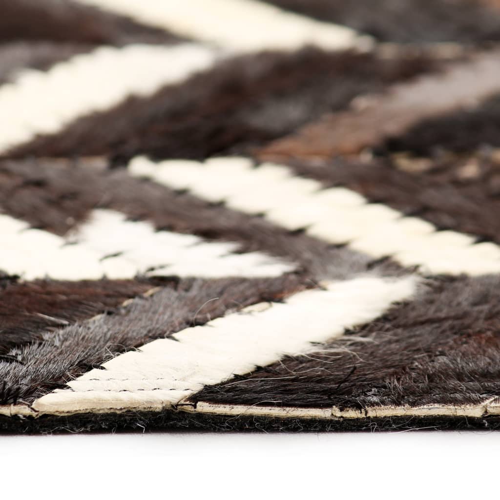 Matto aitoa nahkaa tilkkutyö 80x150 cm chevron musta/valkoinen - Sisustajankoti.fi