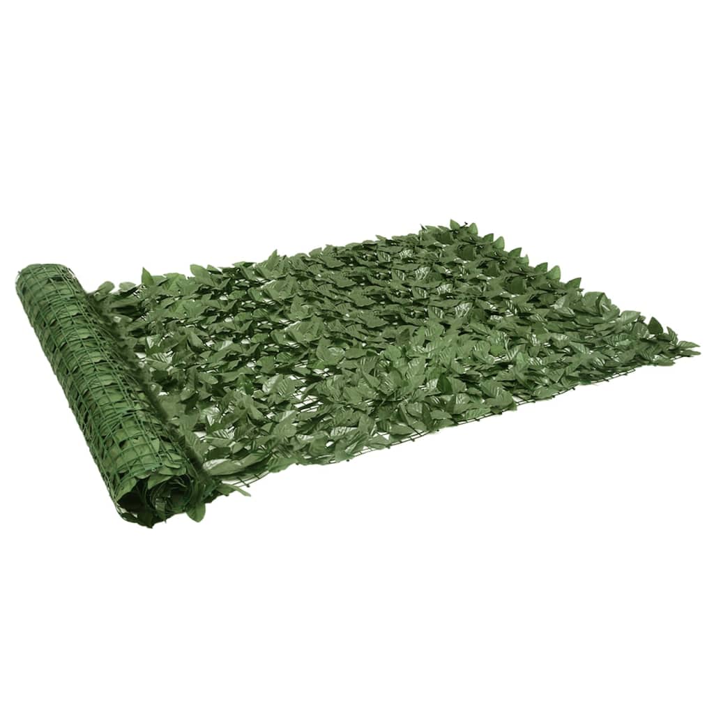 Parvekkeen suoja tummanvihreillä lehdillä 300x150 cm - Sisustajankoti.fi