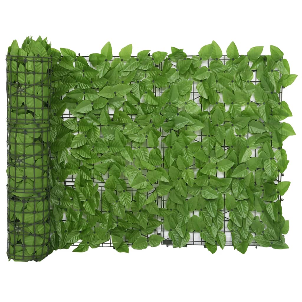 Parvekkeen suoja vihreillä lehdillä 500x75 cm - Sisustajankoti.fi