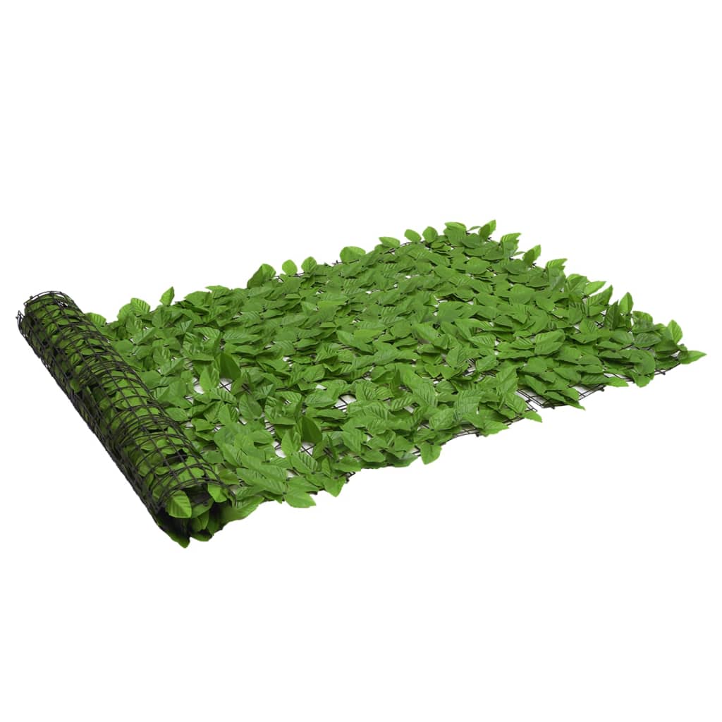 Parvekkeen suoja vihreillä lehdillä 500x100 cm - Sisustajankoti.fi