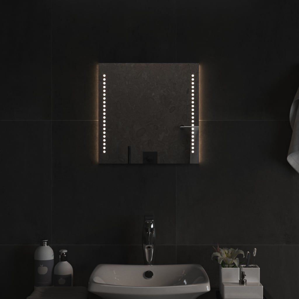 Kylpyhuoneen LED-peili 40x40 cm - Sisustajankoti.fi