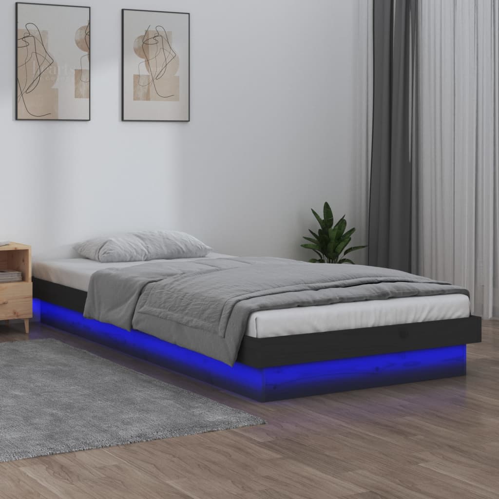 Sängynrunko LED harmaa 75x190 cm 2FT6 Small Single täysi puu - Sisustajankoti.fi