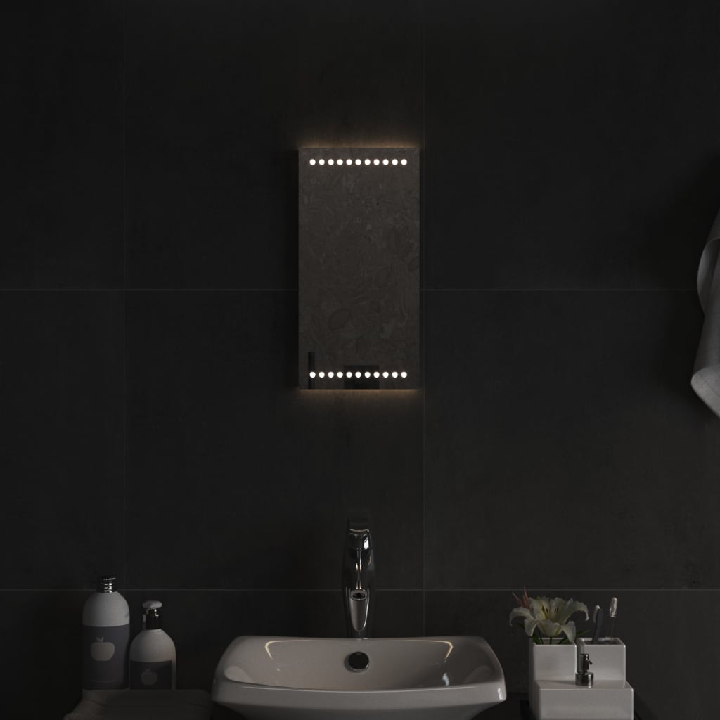Kylpyhuoneen LED-peili 20x40 cm - Sisustajankoti.fi