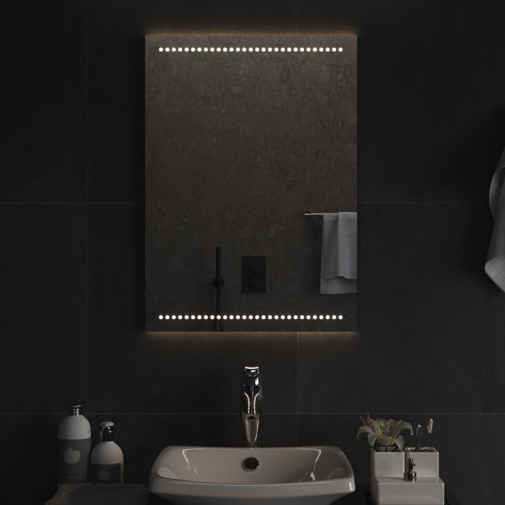 Kylpyhuoneen LED-peili 50x70 cm - Sisustajankoti.fi